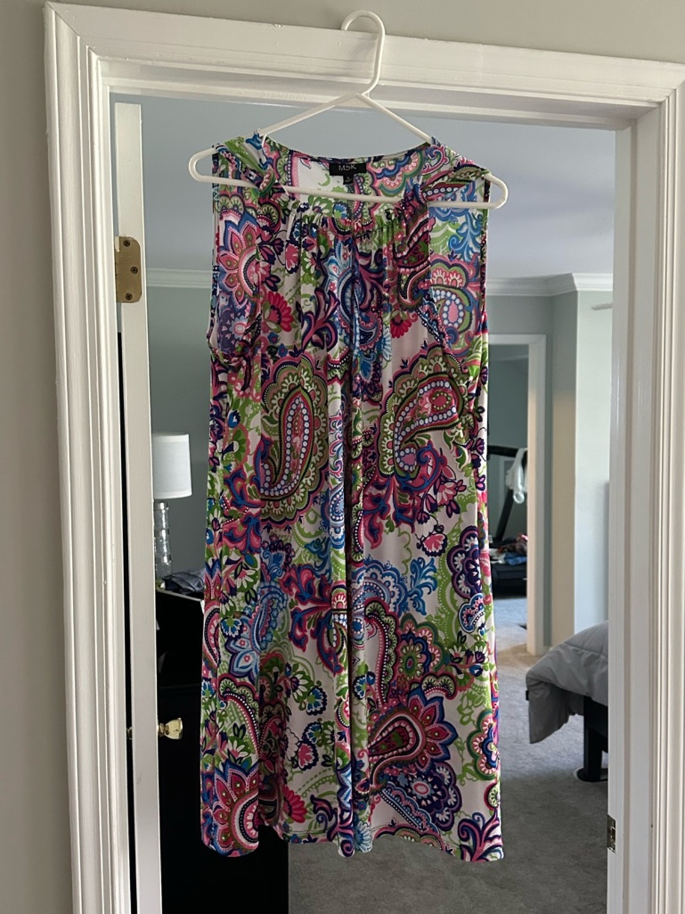 MSK Pink Blue Green Paisley Sleeveless Dress